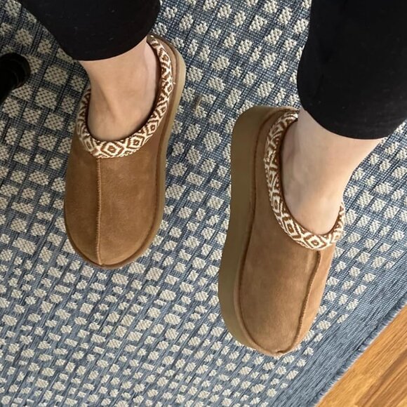 ๐Women Project Cloud Wheat Leather Soft Memory Foam Cozy Supportive Slipper - Picture 2 of 10